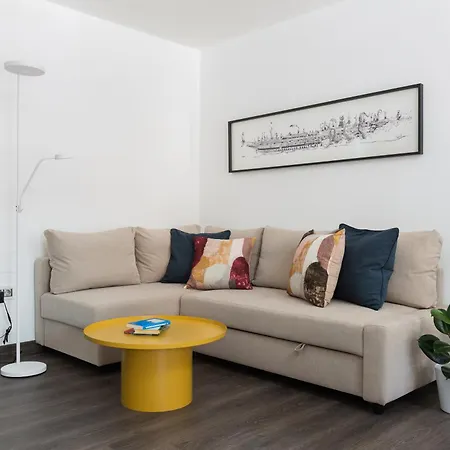 Centro I Apartment *